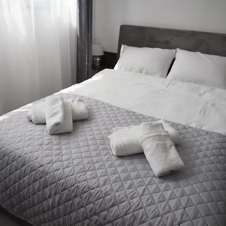 Апартаменты Adobe - Przytulny I Free Parking