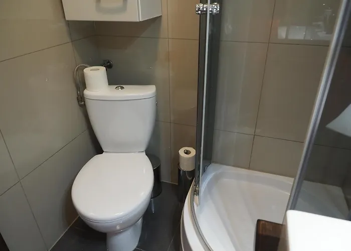 Adobe - Przytulny I Free Parking Apartman